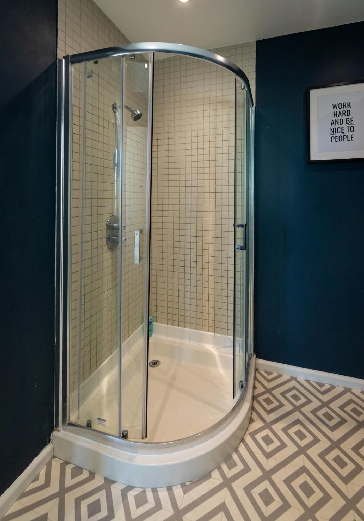 Executive Apartment, City Central ブライトン エクステリア 写真
